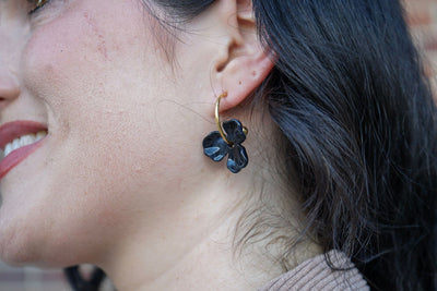 Magnolia Hoops - Black