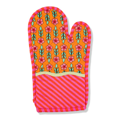 Red Pot Holder & Oven Mitt