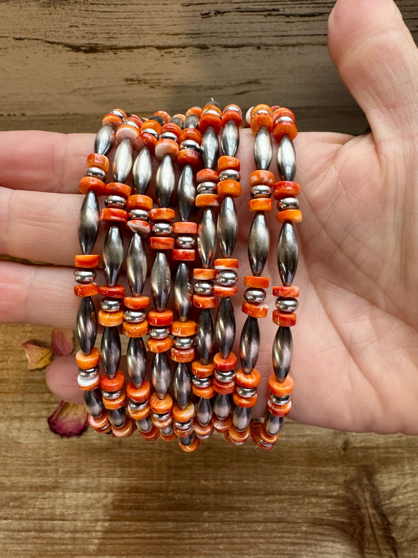 Torpedo choker Sterling Silver Pearls and Orange Spiny