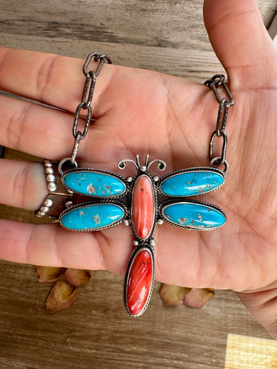 Dragonfly Pendant Necklace – Kingman Turquoise & Red Spiny Oyster – 19 Inch Sterling Silver Dragon Paperclip Chain