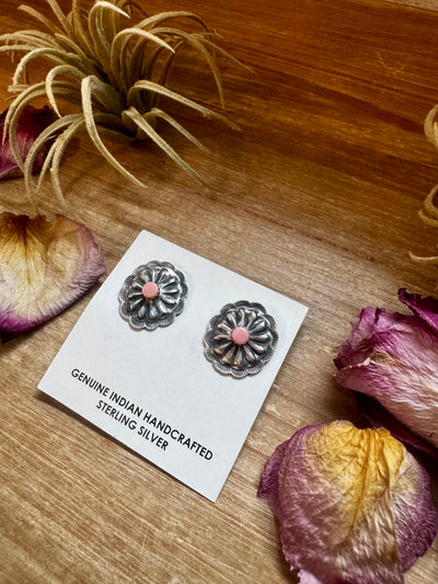 Concho Stud Earrings with Pink Conch – Sterling Silver