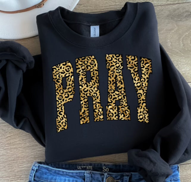 PRAY CREWNECK