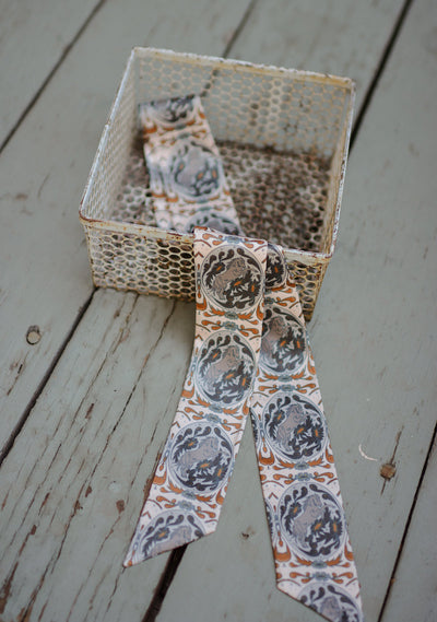 Bloomin' Bronc Western Cowgirl Silk Twilly