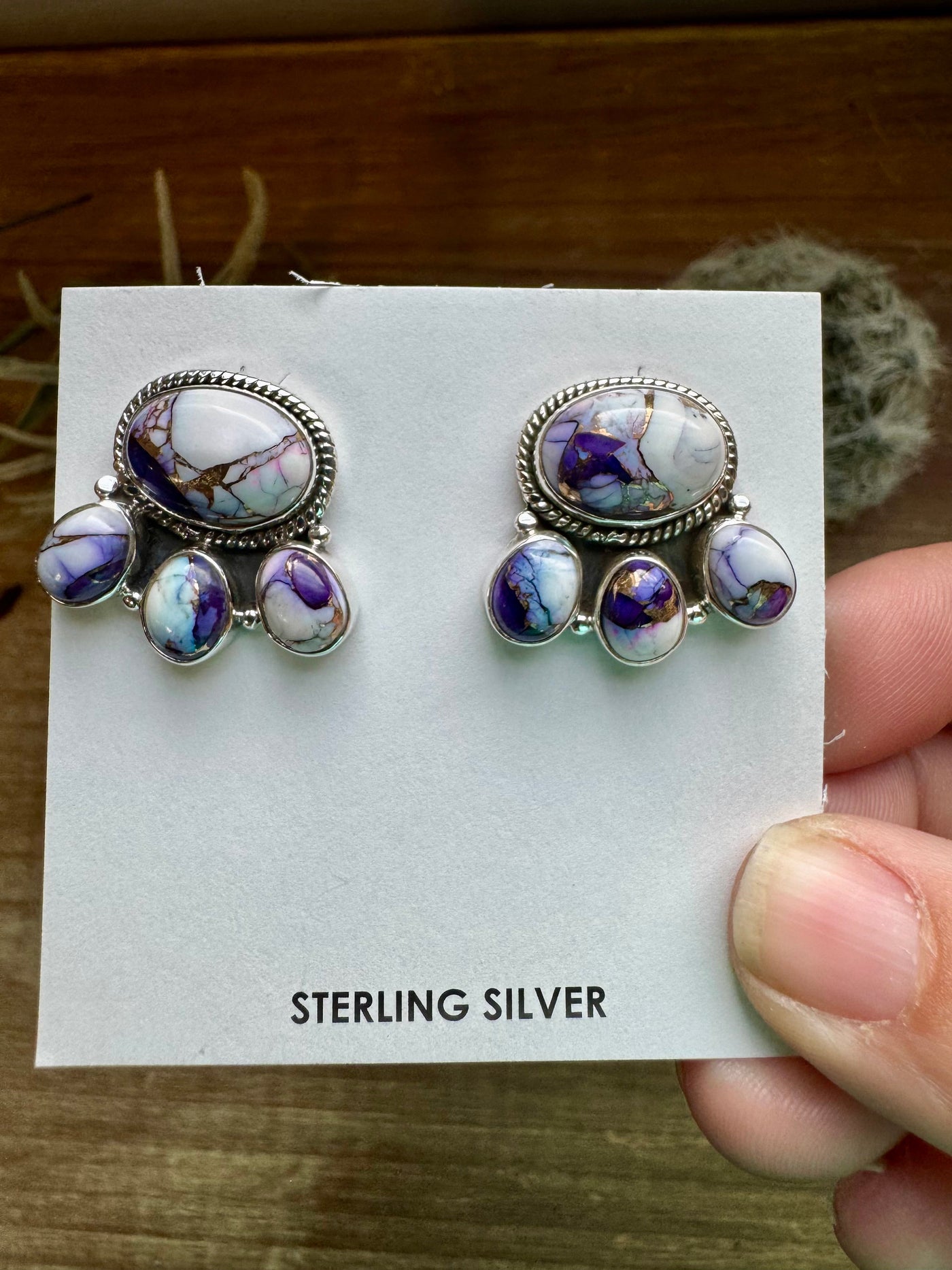 Stud Earrings With Violet Rose