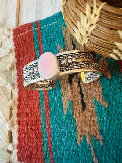 Queen Pink Conch Shell & Sterling Silver Cuff Bracelet