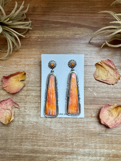3-Inch Orange Spiny Oyster Dangle Earrings – Native Made by Jon McCray