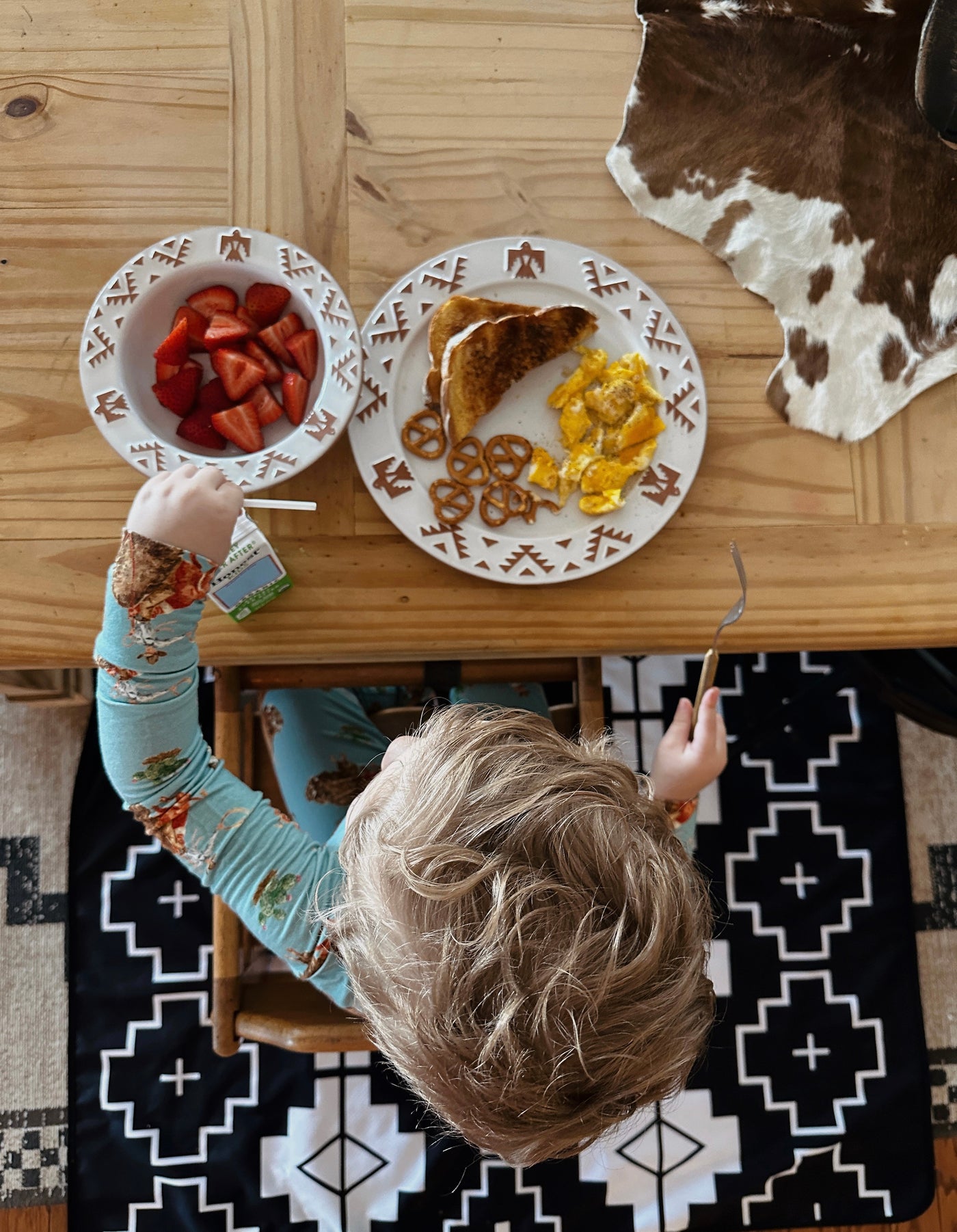 NEW! SPLAT MAT - BLACK - for High Chairs + Play Time Messes