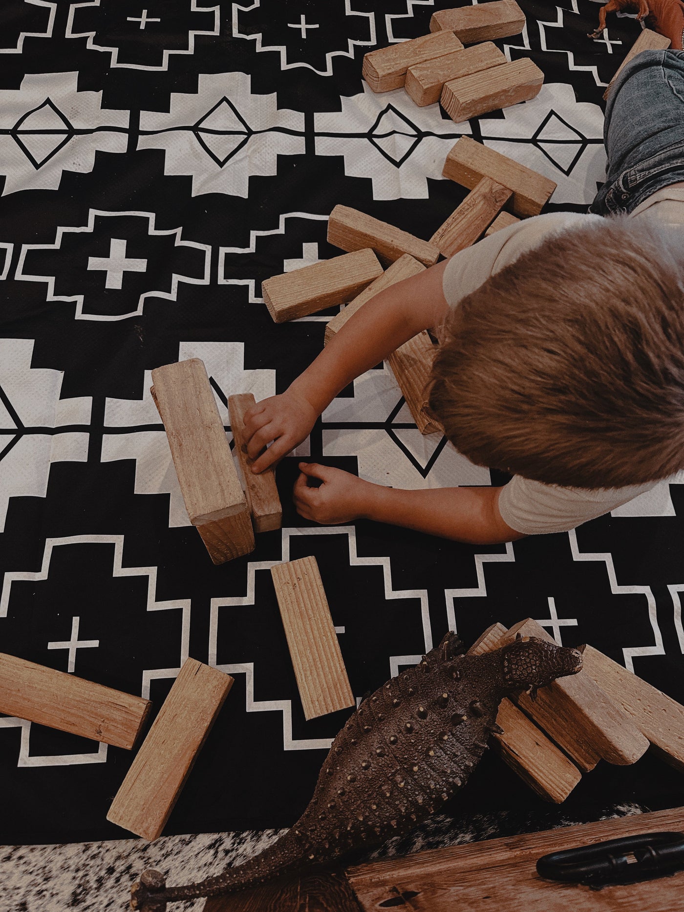 NEW! SPLAT MAT - BLACK - for High Chairs + Play Time Messes