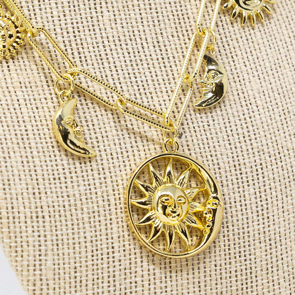 Golden Hour Charming Necklace