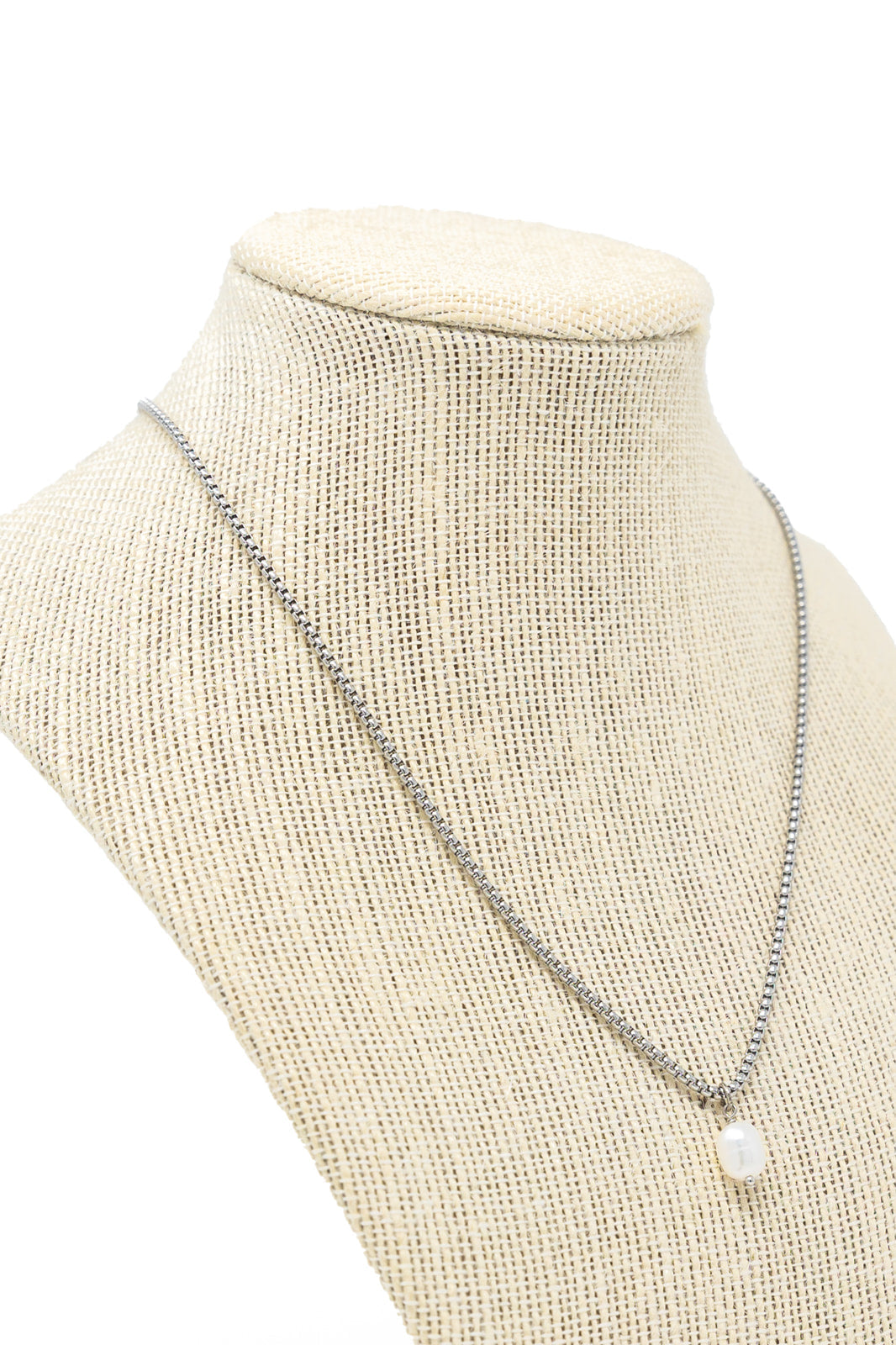 Single Pearl Chain Necklace