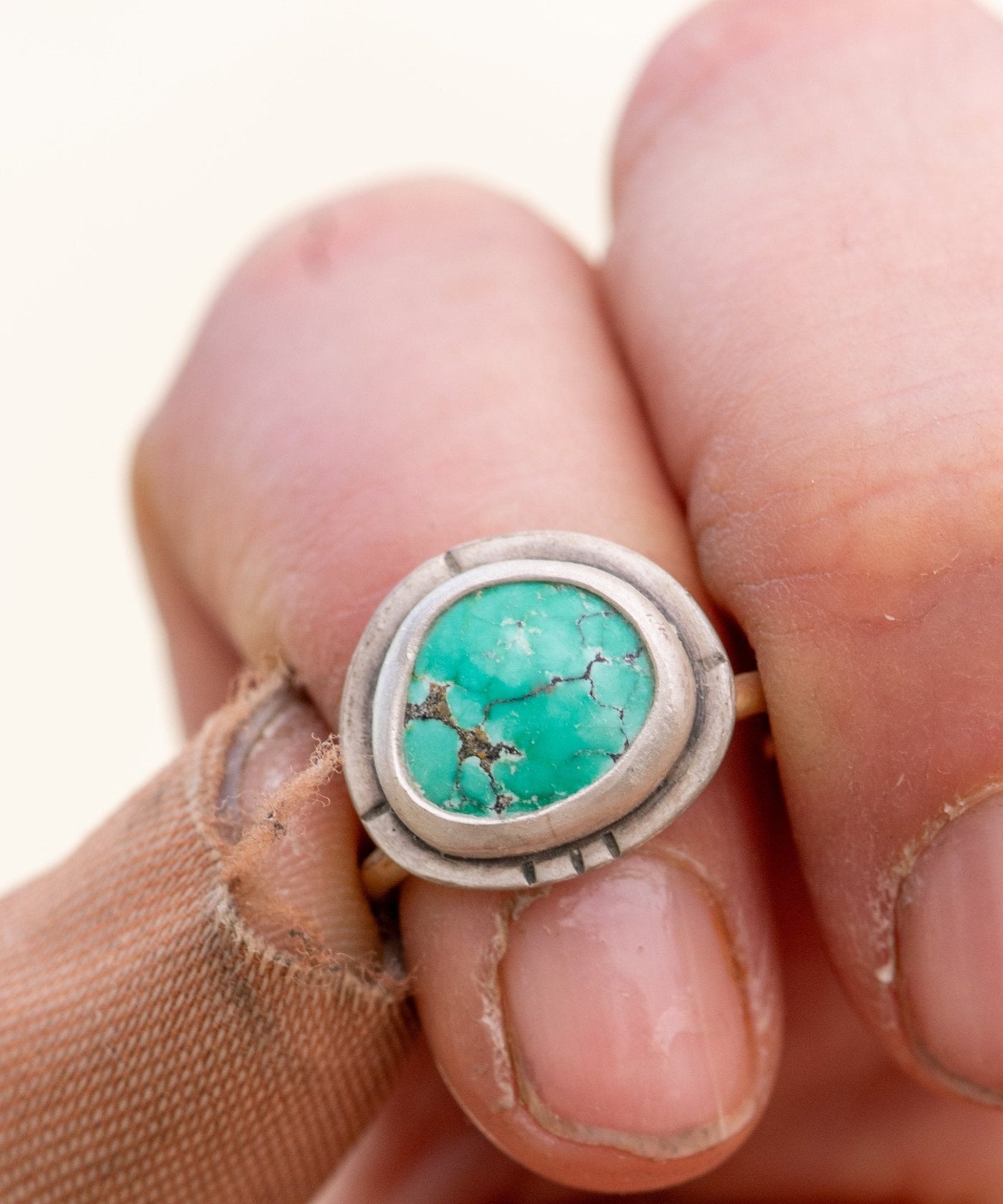 BRIGHT BLUE TURQUOISE RING