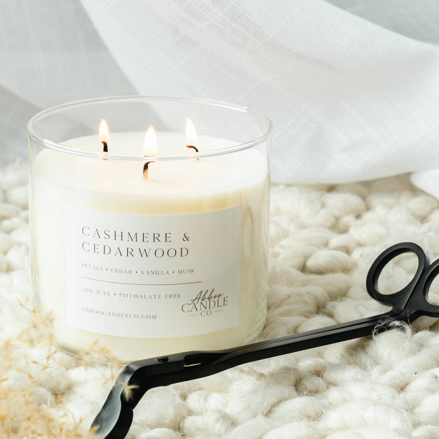 Cashmere and Cedarwood 3-Wick Soy Candle