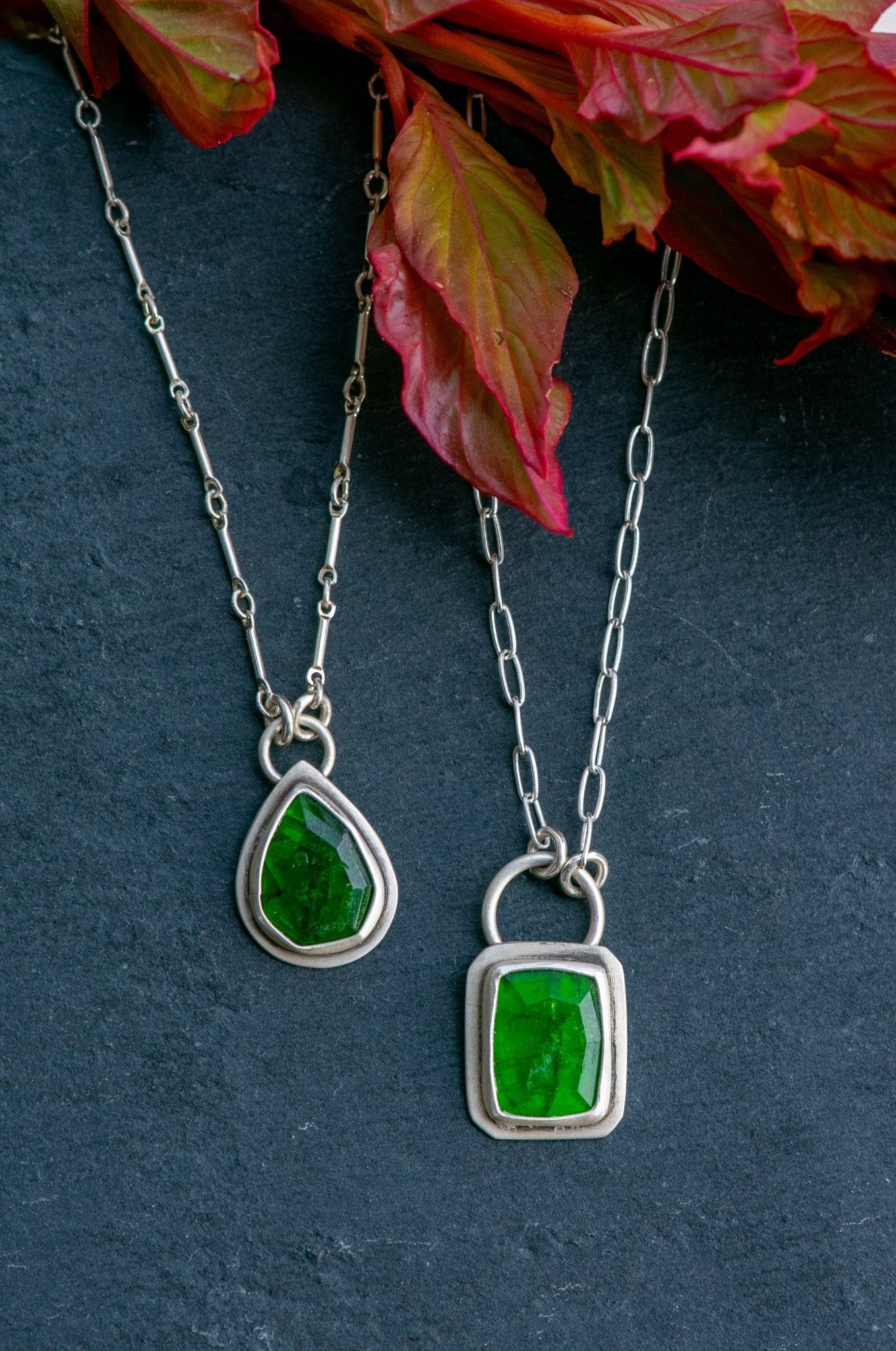 CHROME DIOPSIDE GLOWING GREEN NECKLACES