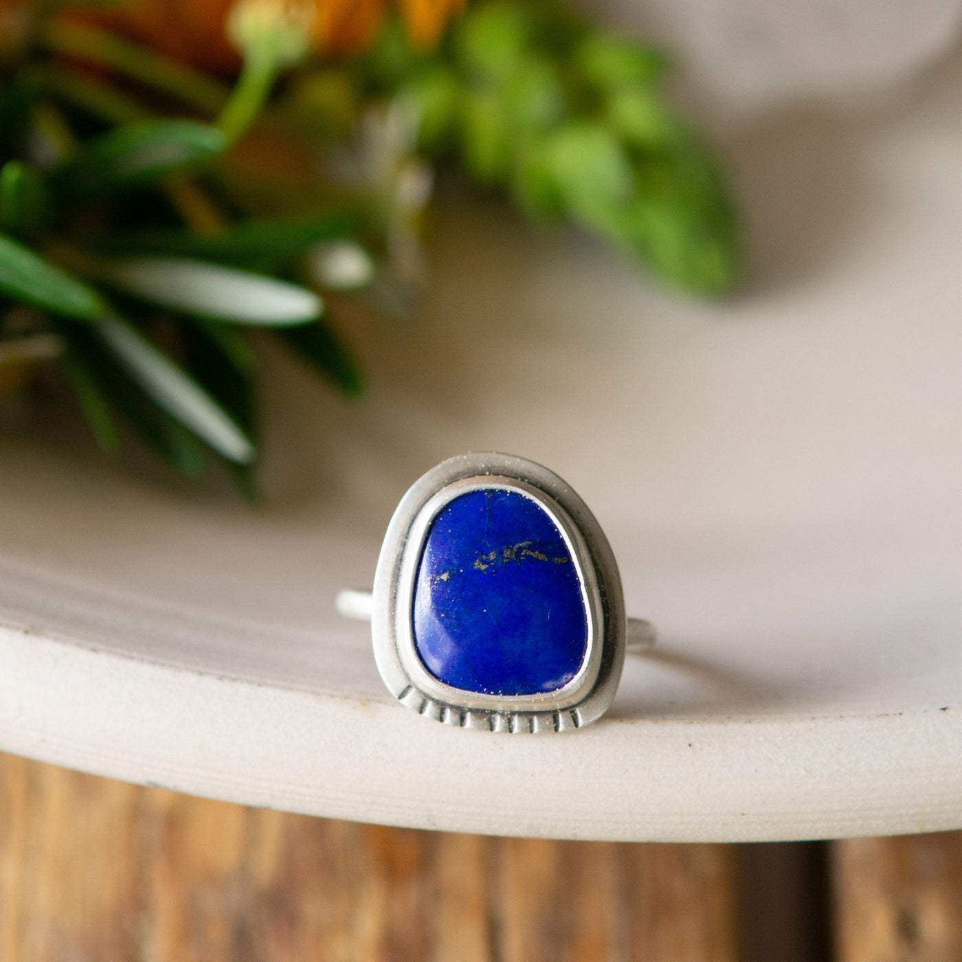 ROYAL LAPIS RING