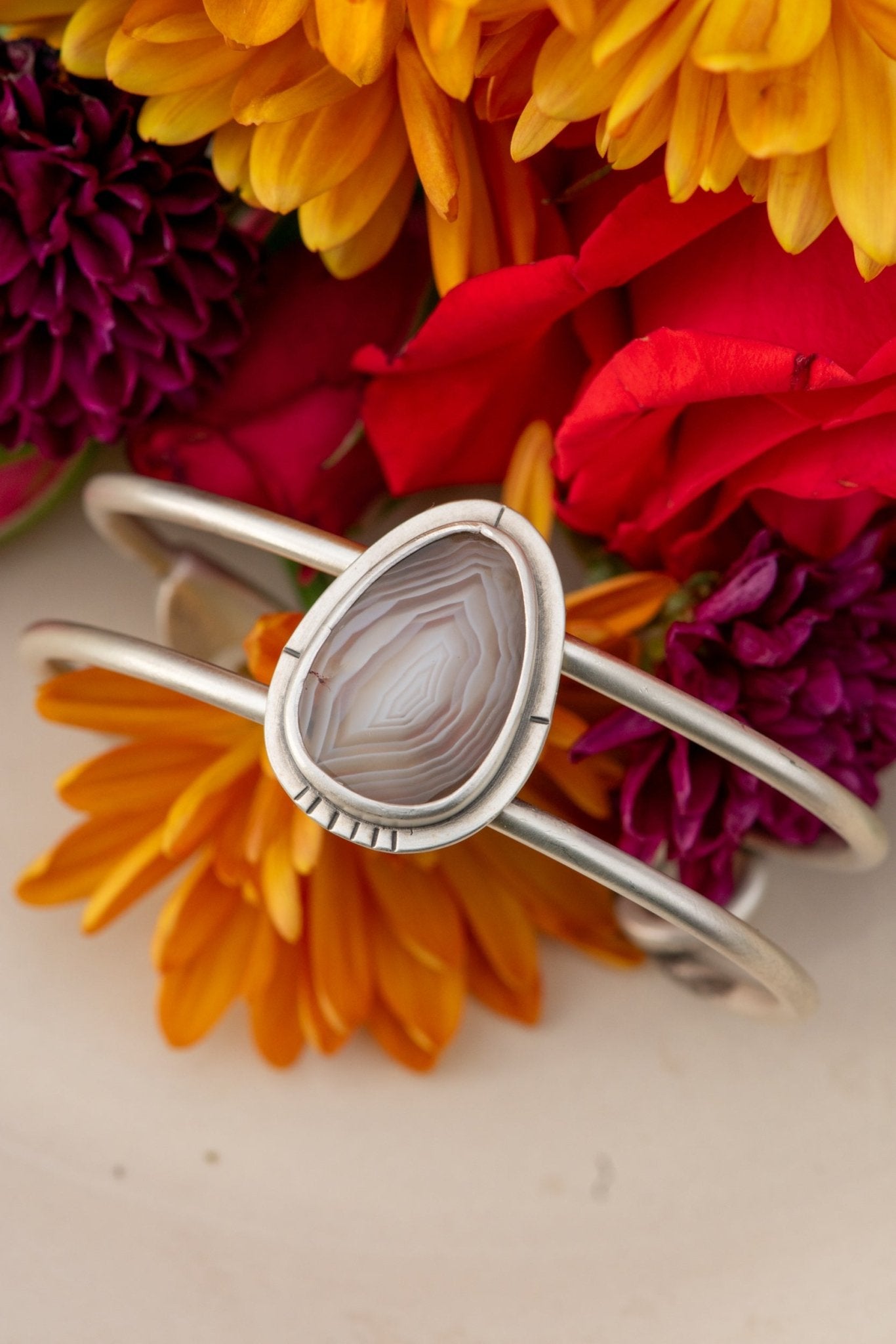 CONCENTRIC AGATE CUFF