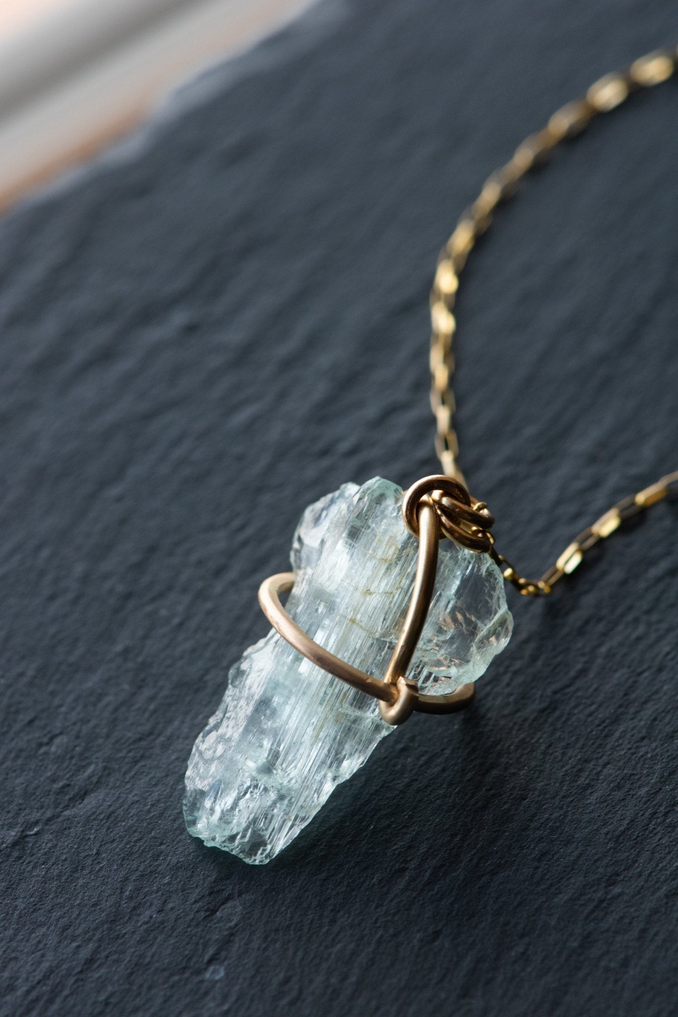 DAGGER AQUAMARINE NECKLACE