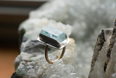 DELIGHTFUL AQUAMARINE RING