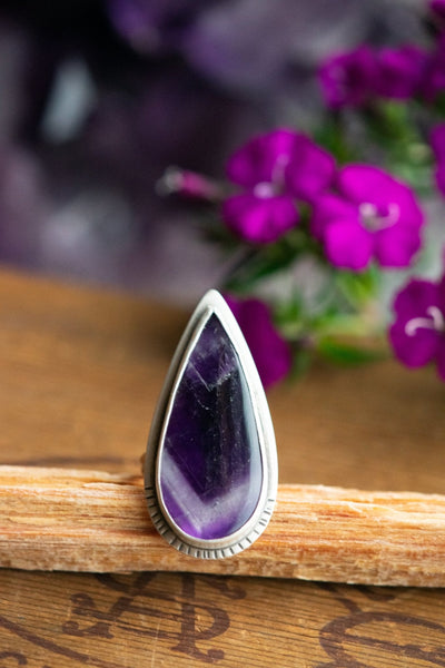 DIVINATION CHEVRON AMETHYST RING