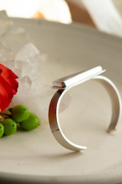FAR AWAY AND LONG AGO CUFF