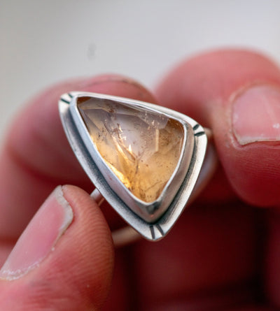 GLORY TOPAZ RING