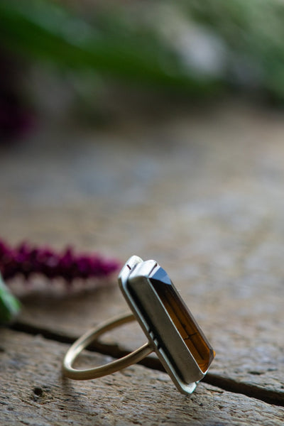 MINI SUN RAY CITRINE RING