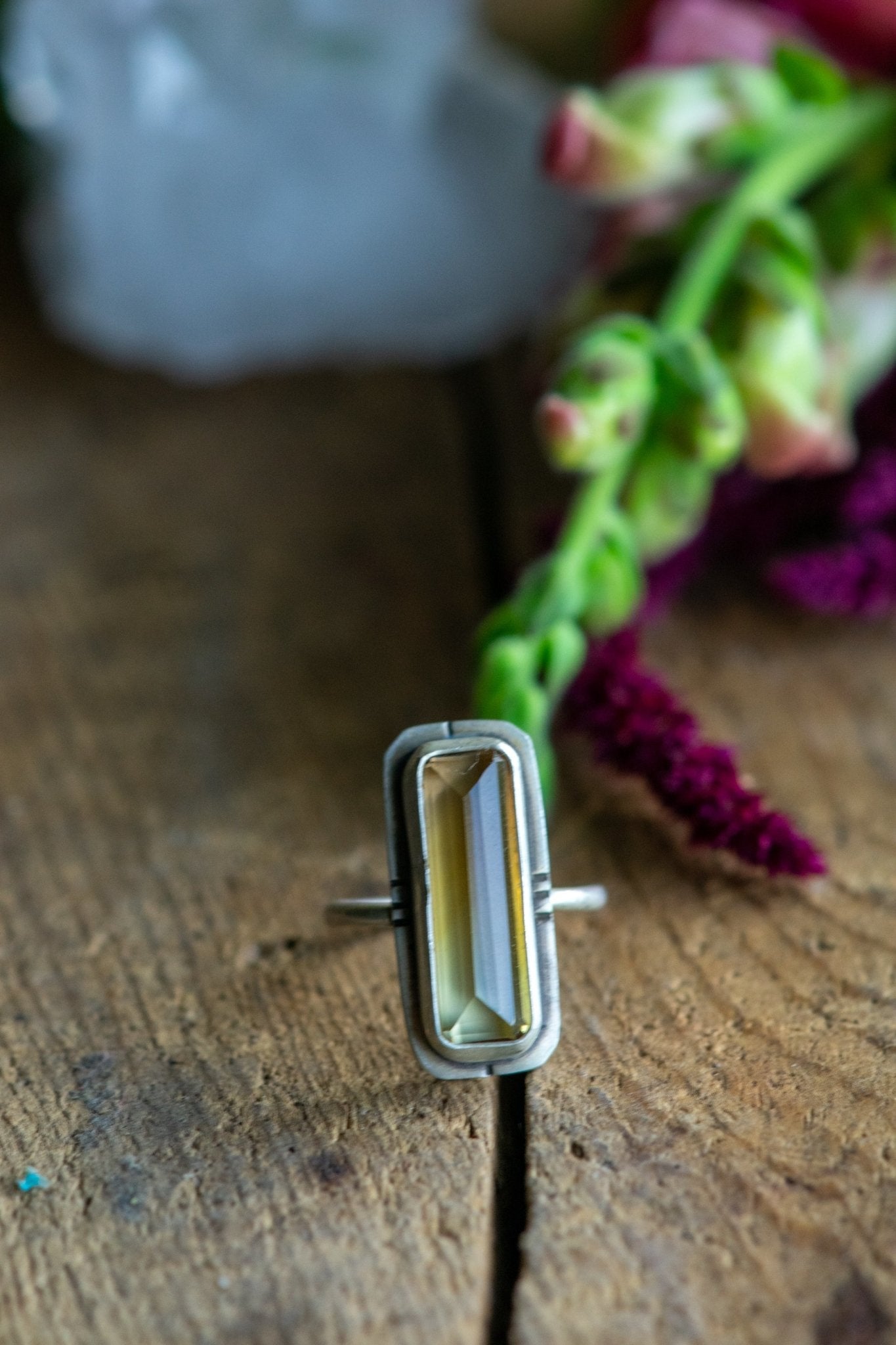 BRIGHTLY CITRINE RING