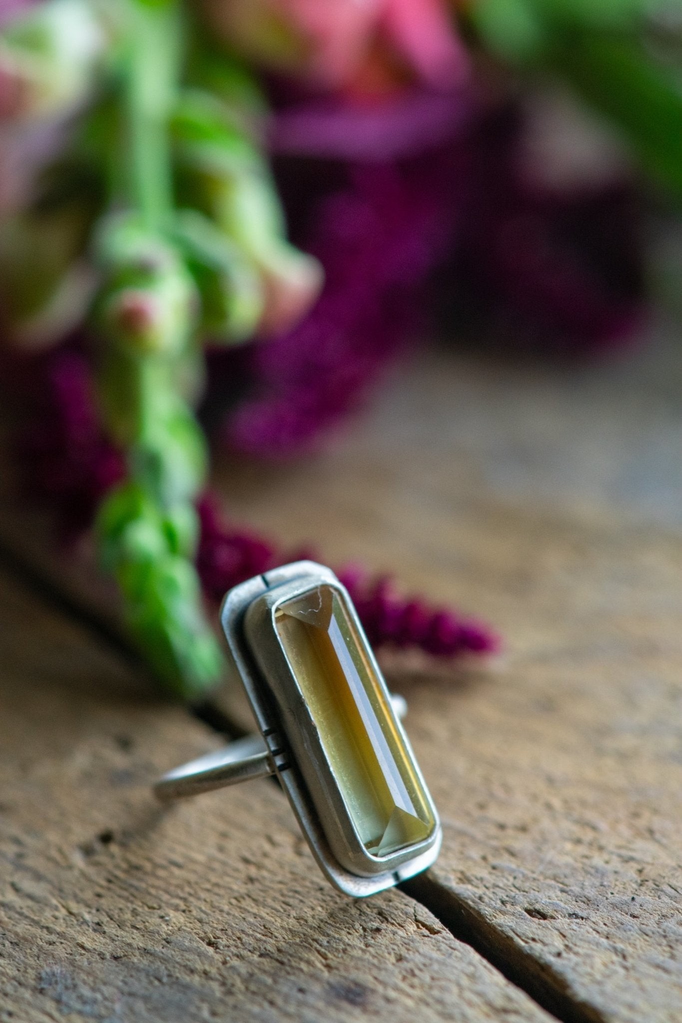 BRIGHTLY CITRINE RING