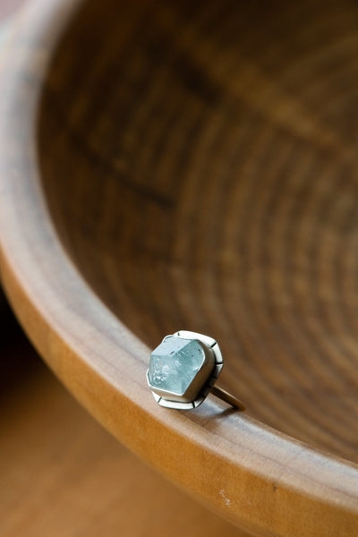 GRAND AQUAMARINE RING