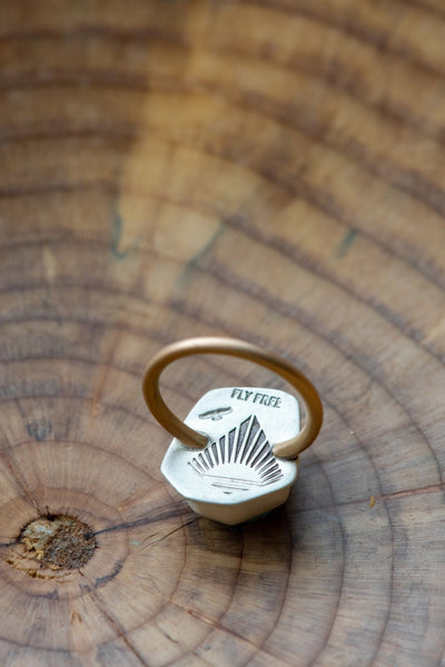 LUSTROUS AQUAMARINE RING