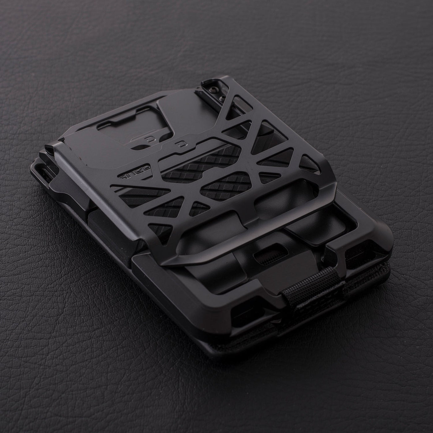 M1 CHASSIS CLIP