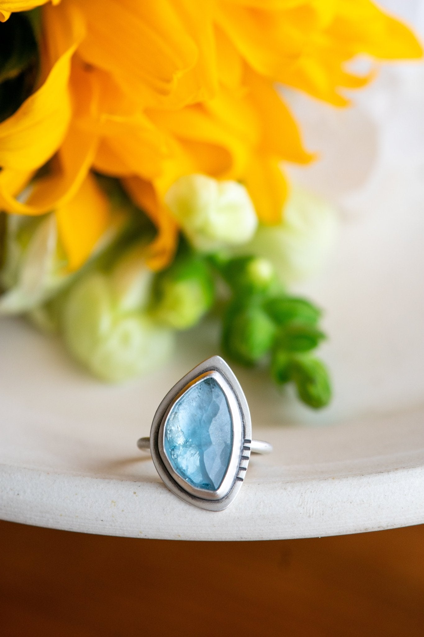 SHALLOW SEAS AQUAMARINE RING