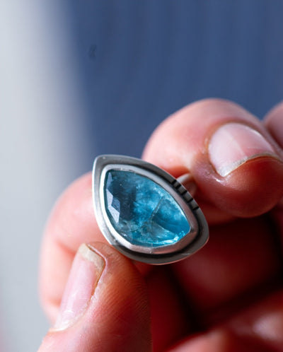 SHALLOW SEAS AQUAMARINE RING