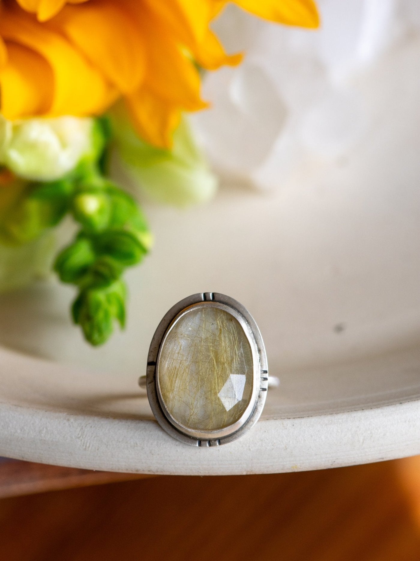 SUNNY RUTILATED QUARTZ RING