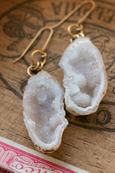 THE WILDS EARRING SET