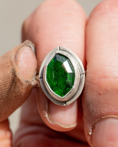 VIPER CHROME DIOPSIDE RING