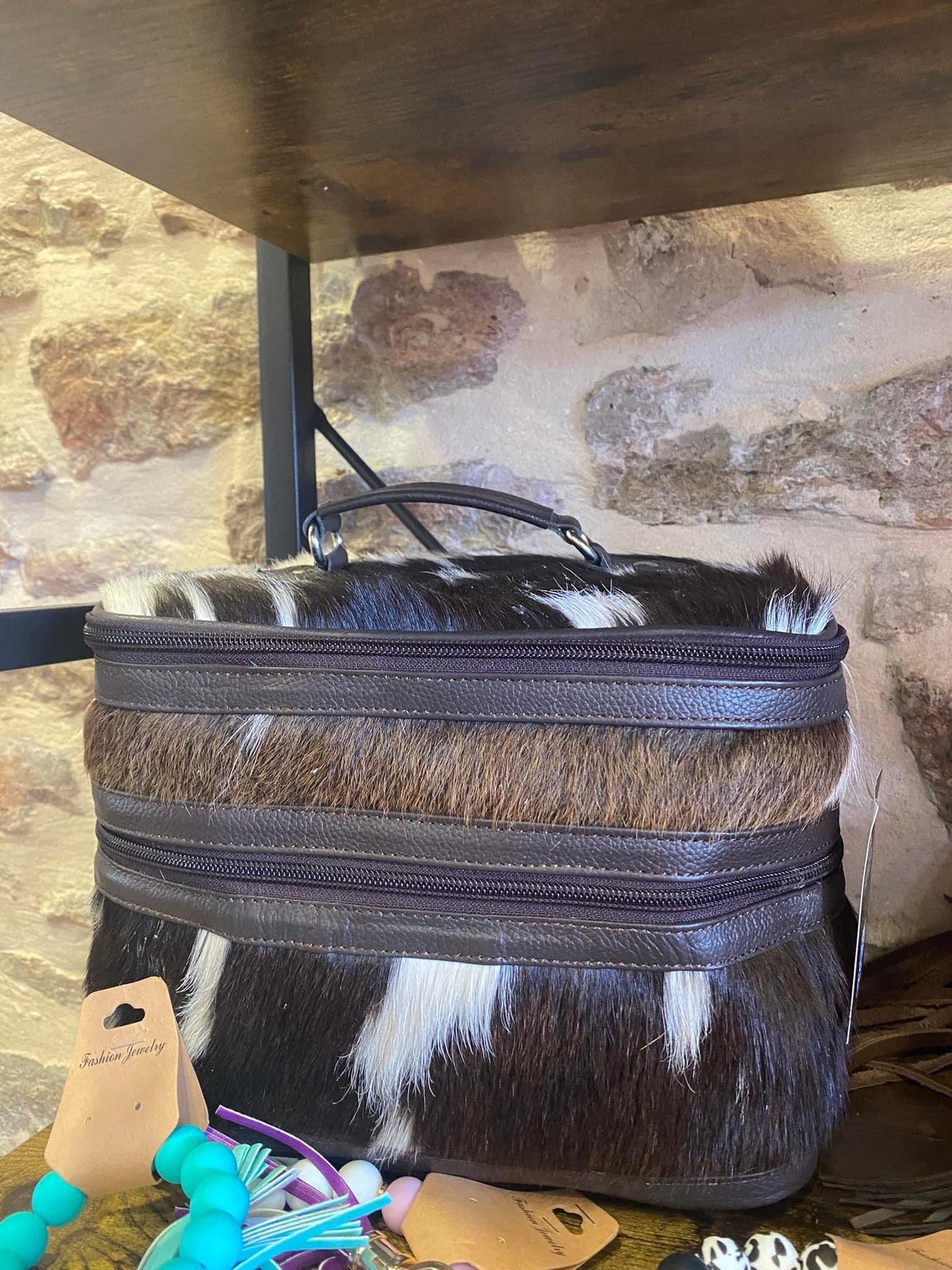 Cowhide cosmetic bag - Brazen Ranch