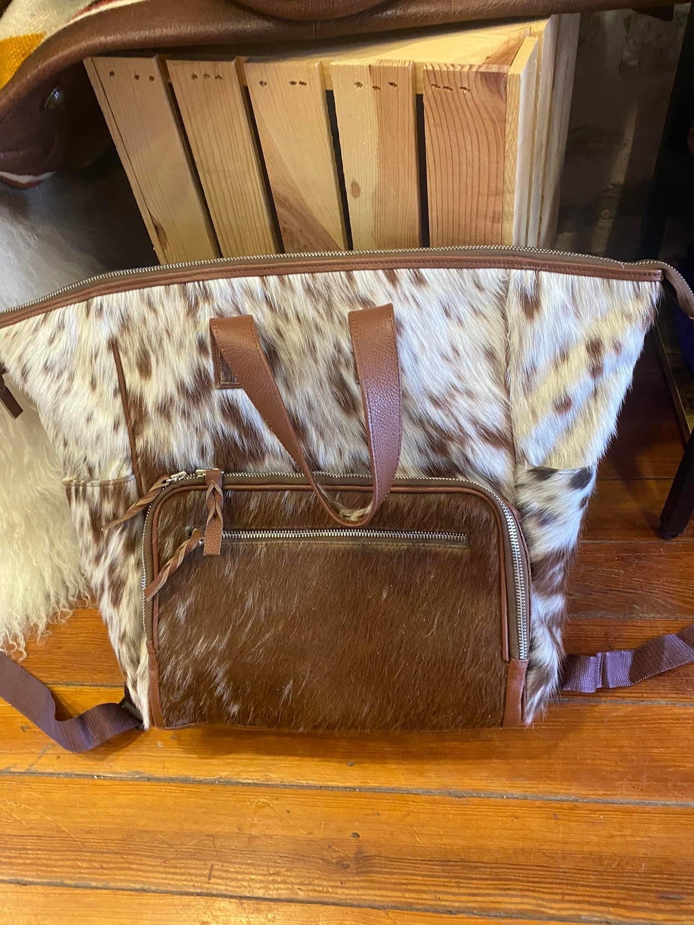 Cowhide backpack - Brazen Ranch